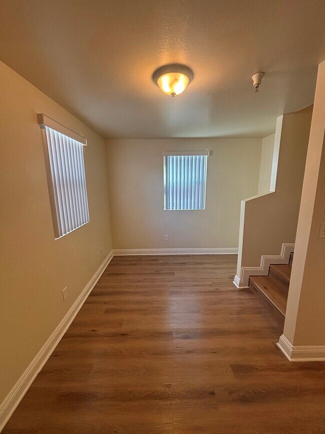 Foto del edificio - 846 W 78th St