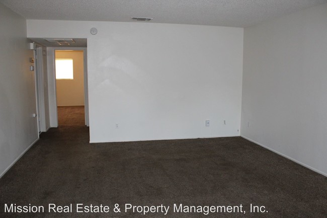 Foto del edificio - 4209 Parkwood Ct