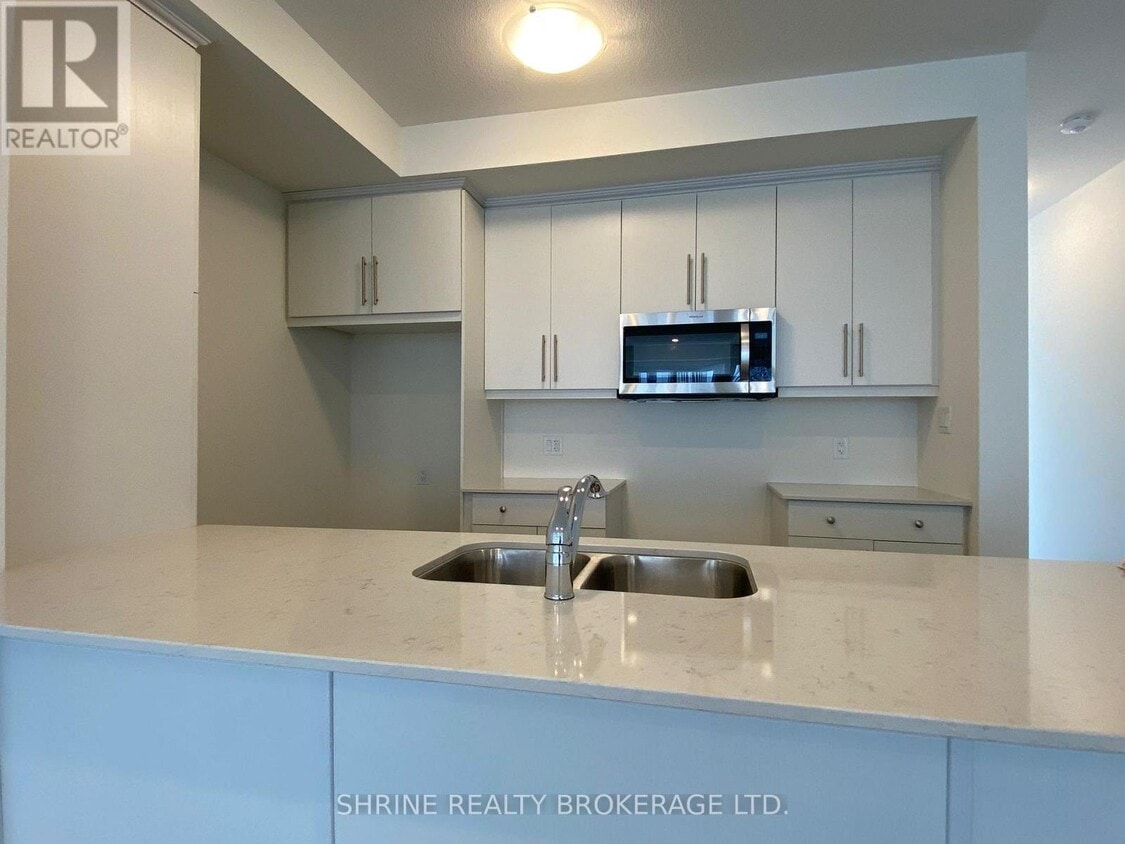 Photo principale - 234-234 Edgevalley Rd