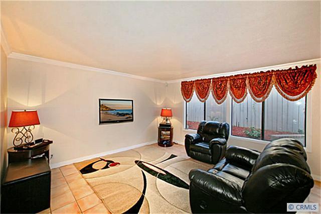 Building Photo - 24746 Clarington Dr