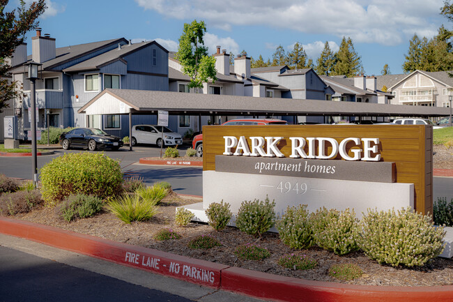 Entrada principal de Park Ridge - Park Ridge Apartments