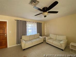 Foto del edificio - 2634 NE 20th St