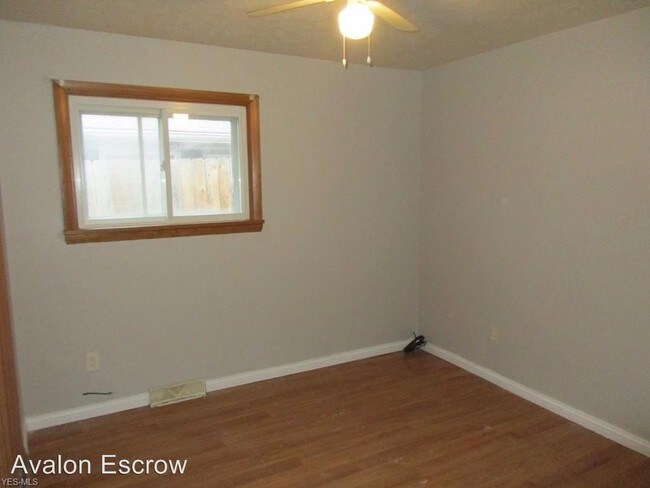 Foto del edificio - 4 br, 2 bath House - 18014 Fairville Ave