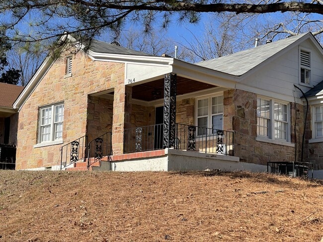 Photo - 764 Dunn Ave House