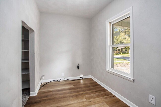 Foto del edificio - 4 Bedroom Home in Parchment