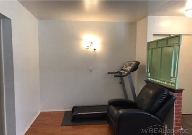 Foto del edificio - 207 N Christine Cir