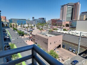 Building Photo - 353 E Bonneville Ave