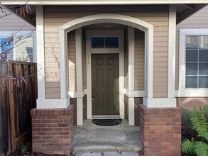 Building Photo - 314 Ballymore Cir