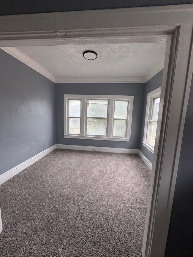 Foto del edificio - 3252 E 118th St