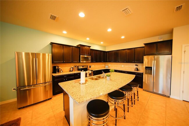 Foto del edificio - 8809 Rhodes St