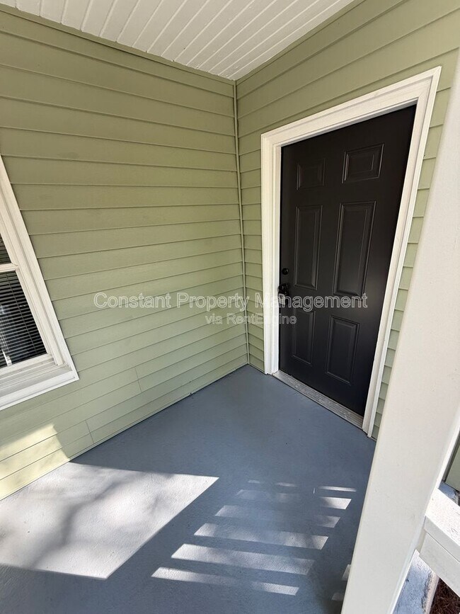 Foto del edificio - 140 Woodward Ct