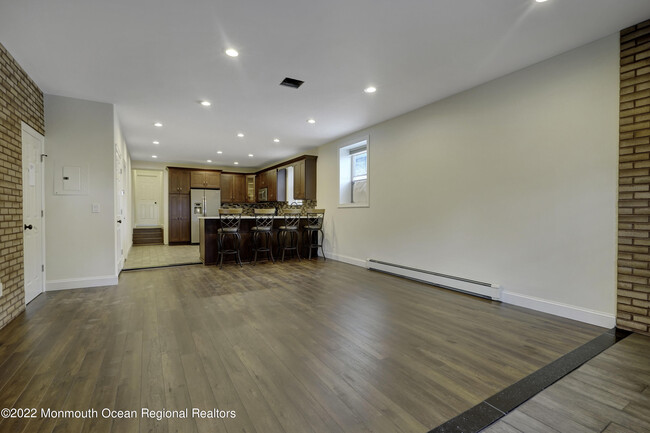 Foto del edificio - 3022 S Wood Ave