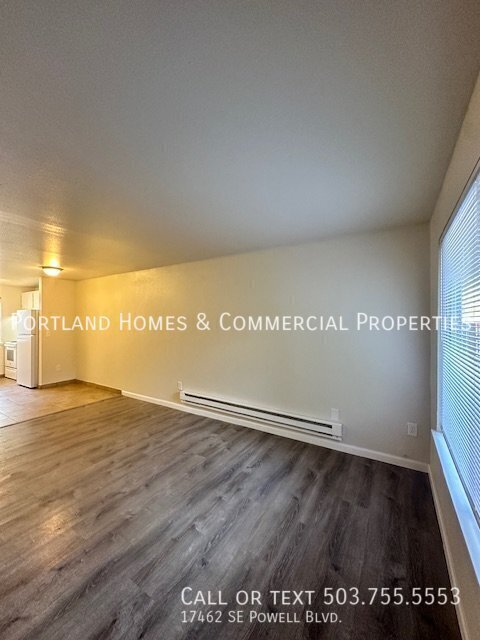 Building Photo - 2-Bedroom, First Floor Corner Unit, Near T...