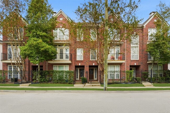 Building Photo - 1314 W Webster St