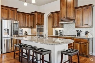 Building Photo - 1081 Belknap Wy
