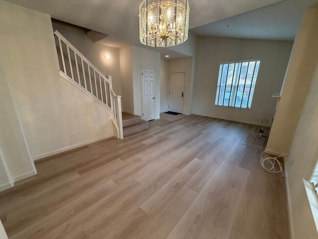 Building Photo - Bright 2 Bed + 2.5 Bath Home | 1,500 Sq Ft | Garage | Prime Novato Location