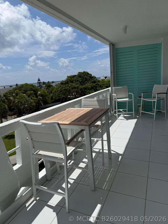 Foto del edificio - 2840 N Ocean Blvd