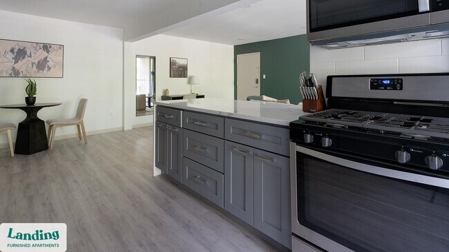 Foto del edificio - 6220 Springhill Dr