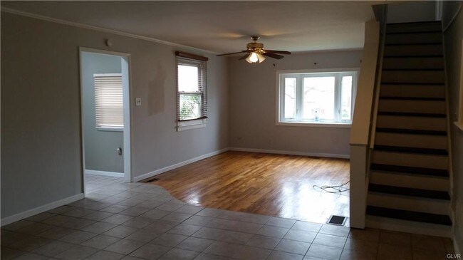 Foto del edificio - 303 Constitution Ave