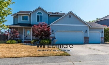 Building Photo - 1750 SW Springfield Ct