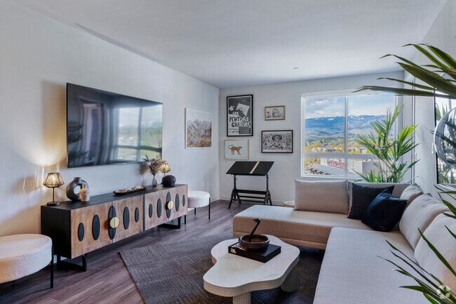 1BR, 1 BA - 778 SF - Atwood at RED