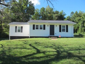 Building Photo - 2301 US-52