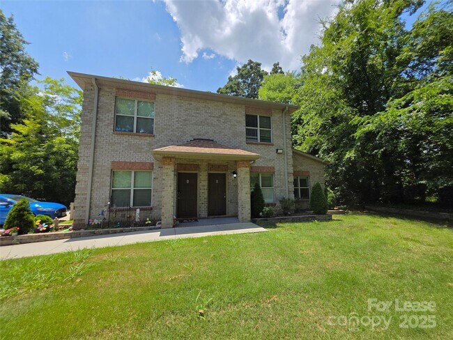 Foto del edificio - 110 Maple Ave NW