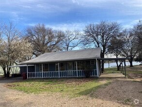 Building Photo - 1506 Mitchell Dr