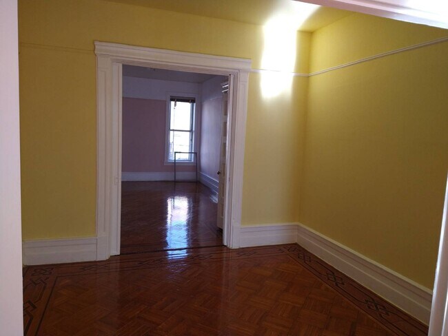 Foto del edificio - 571 Eastern Pkwy