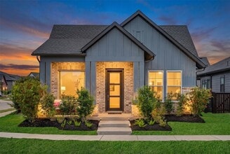 Building Photo - 18403 Vivacious Ln