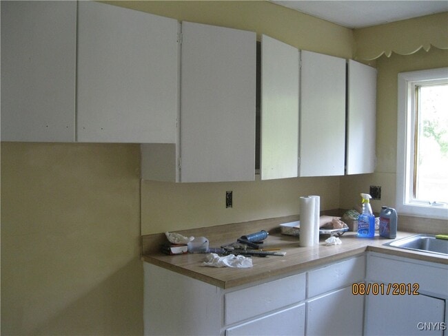 Building Photo - 8052 Oswego Rd