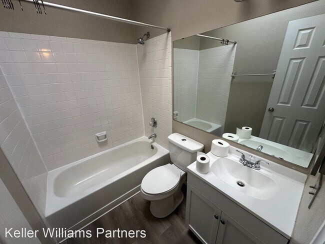 Building Photo - 3 br, 2 bath House - 4025 Vicksburg Ter