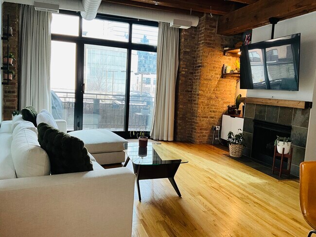 Foto del edificio - 520 W Huron St