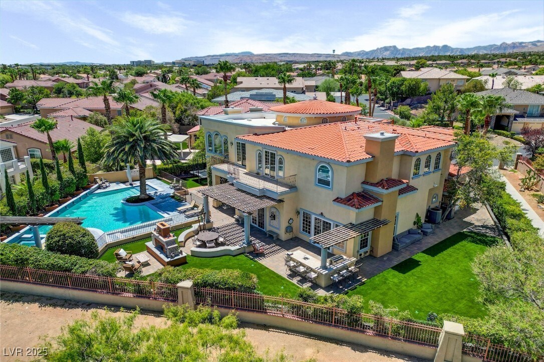Foto principal - 1920 Redbird Crest Ln