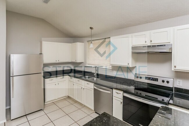 Foto del edificio - REDUCED!