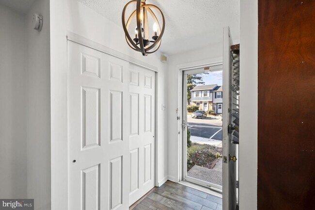 Building Photo - 8315 Brookvale Ct