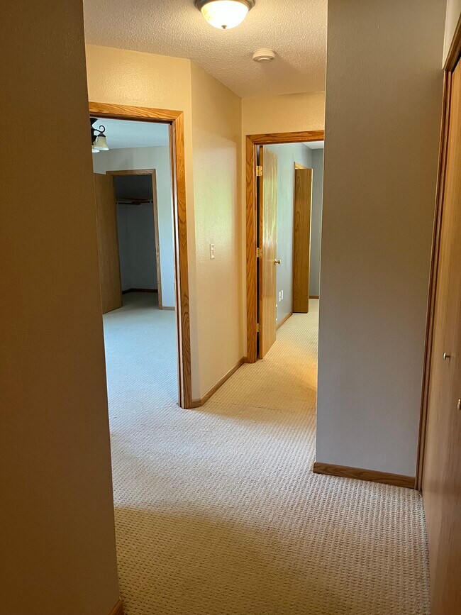Foto del edificio - 2798 S 38th St