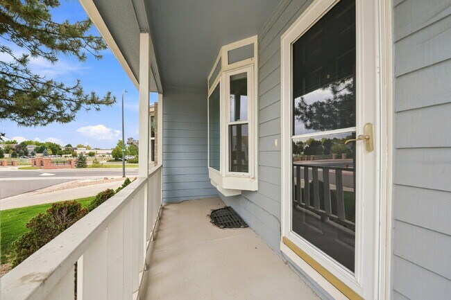 Foto del edificio - $2,840.95 with $300 Off The First Month's Rent, 3 Beds - 2.5 Bath, Single Family Home in Westmins...