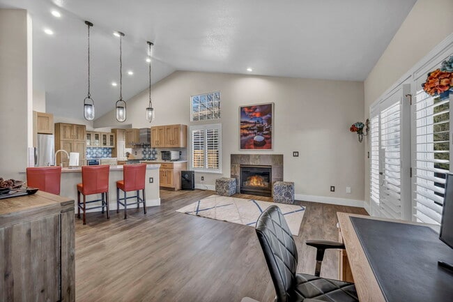 Foto del edificio - 6500 Brookview Cir