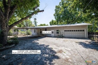 Building Photo - 240 Clemens Ave