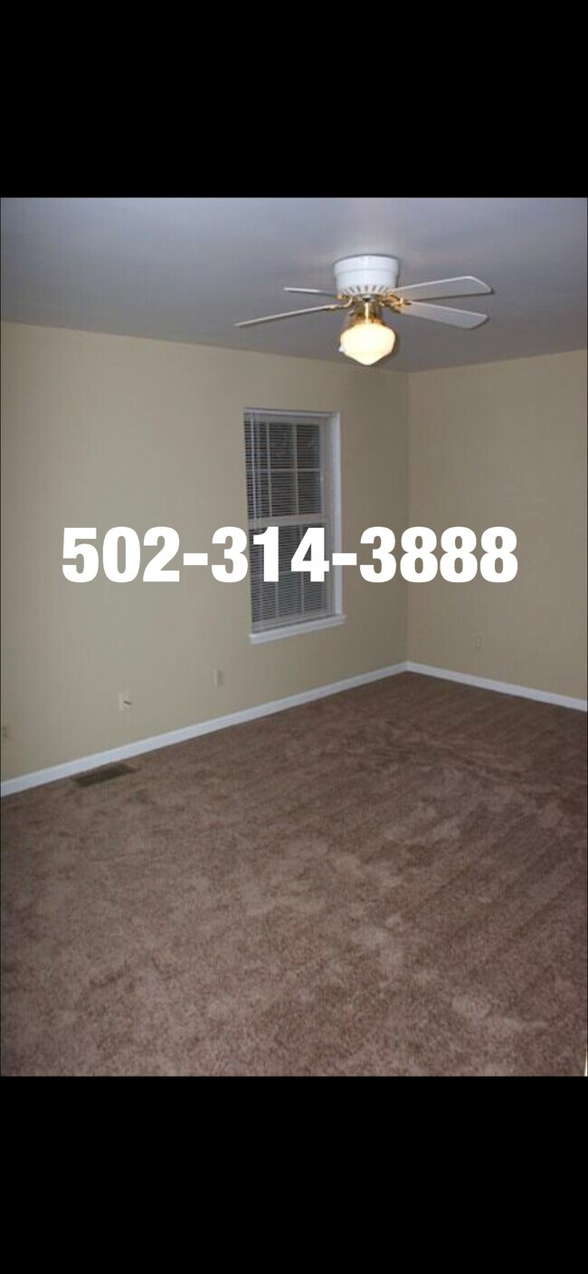 Building Photo - 2068 Leland Dr