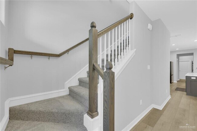 Foto del edificio - 27 Yale Ave