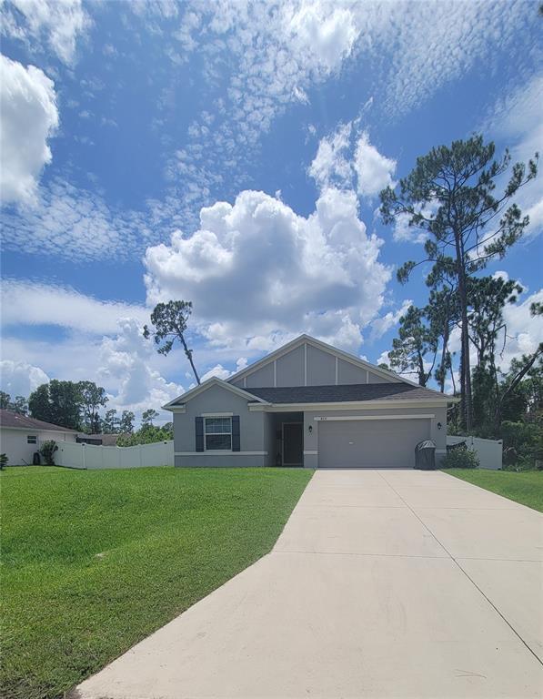 Foto del edificio - 4231 Lobelia St