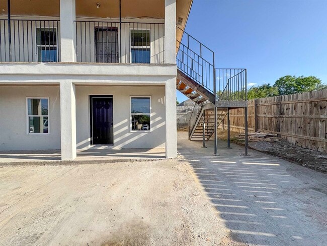 Building Photo - 3123 Potomac Loop