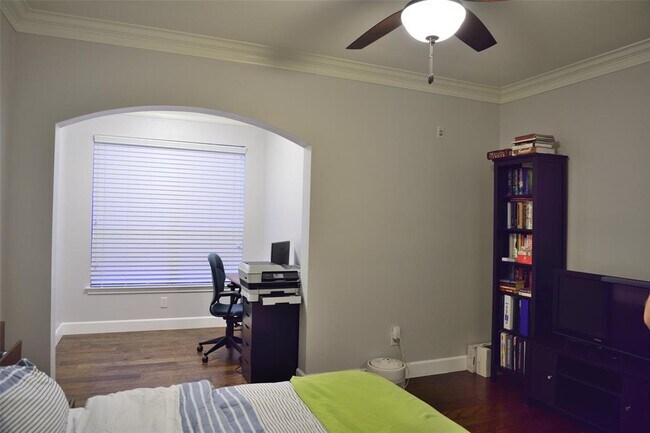 Foto del edificio - 7701 Rialto Blvd