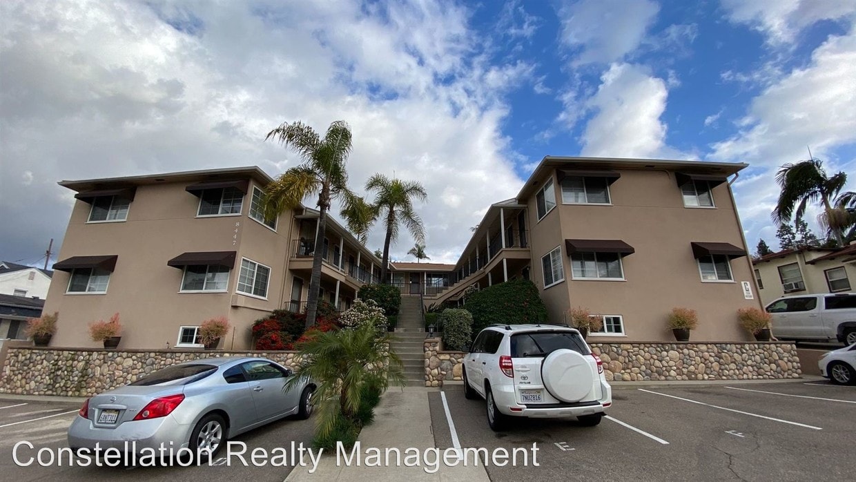 Primary Photo - 8447 La Mesa Blvd
