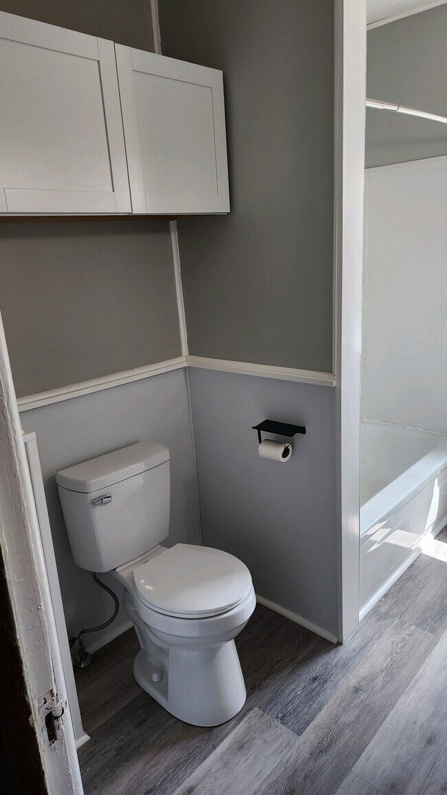 Bathroom - 25 W Genesee St