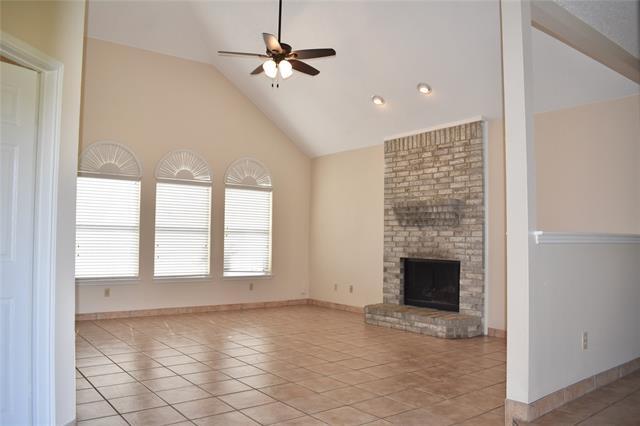 Foto del edificio - 803 Switzer Ln