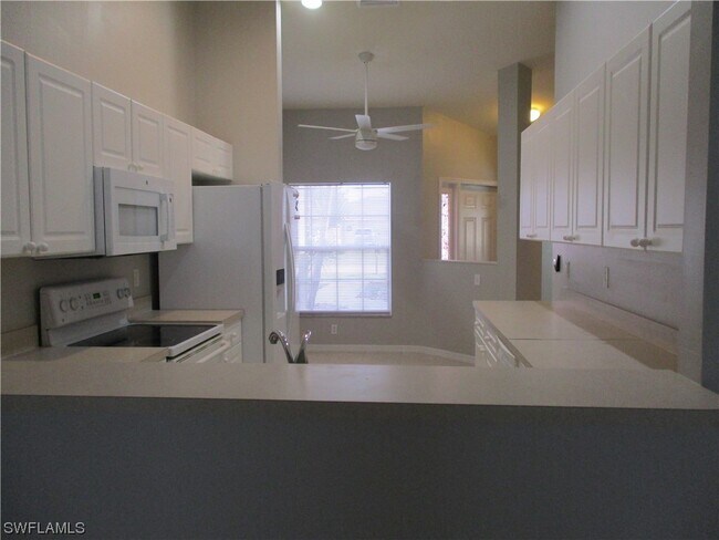 Foto del edificio - 4330 SW 7th Pl
