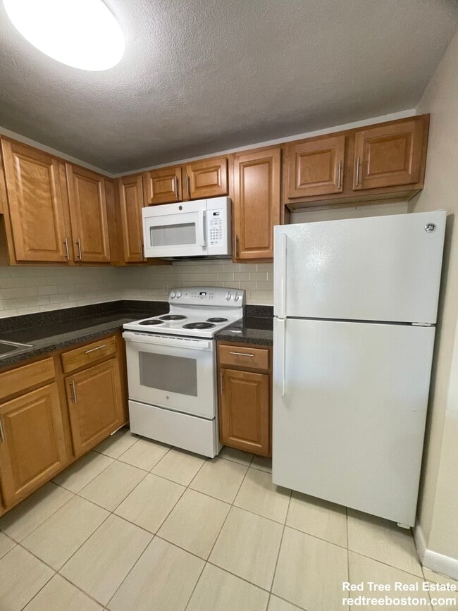 Photo - 245 Main St Apartment